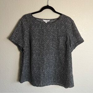 LC Lauren Conrad Black & White Short Sleeve